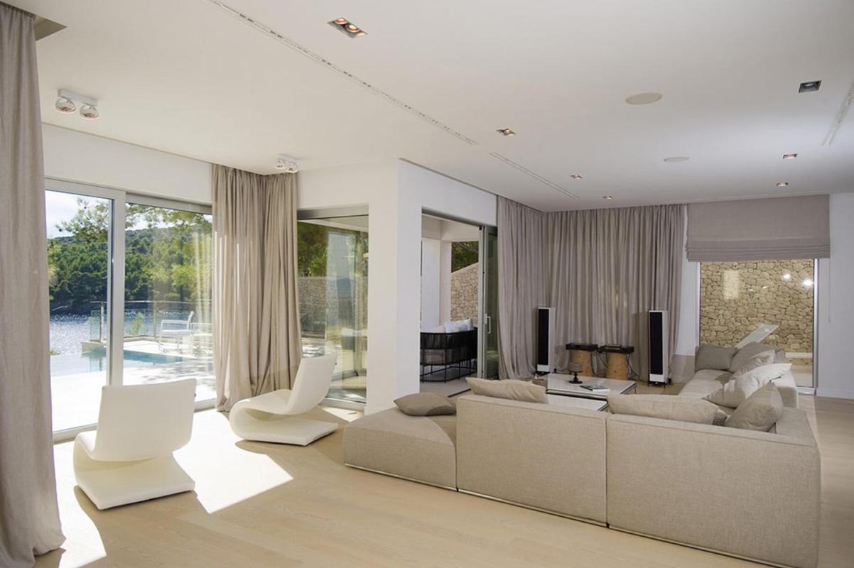 Luxury Seafront Villa My Dream With Private Pool, Jacuzzi And Staff At The Beach On Brac Island - Sumartin Selca  Zewnętrze zdjęcie