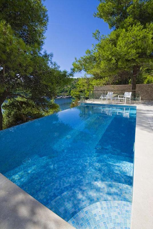 Luxury Seafront Villa My Dream With Private Pool, Jacuzzi And Staff At The Beach On Brac Island - Sumartin Selca  Zewnętrze zdjęcie
